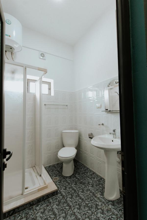 Hotel Lunxheria Gjirokastër Exterior foto